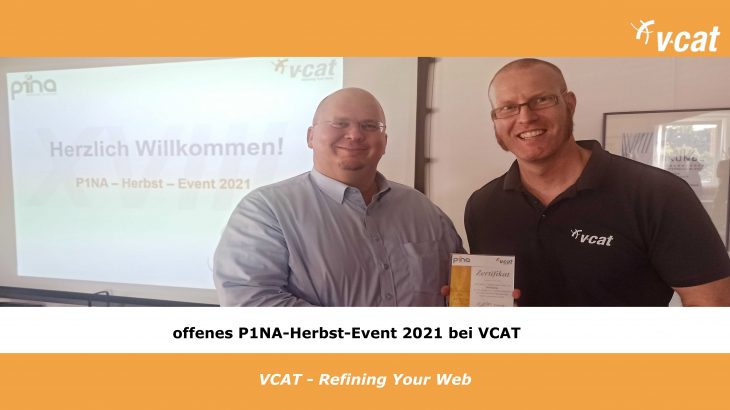 B2Digital ist neuer P1NA-Partner. VCAT-Geschäftsführer Nico Danneberg (rechts) überreicht Geschäftsführer Olaf Binek das P1NA-Zertifikat